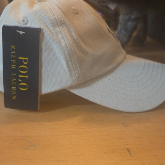 Ralph Lauren Beige Cap with Blue Emblem - Picture 4 of 5